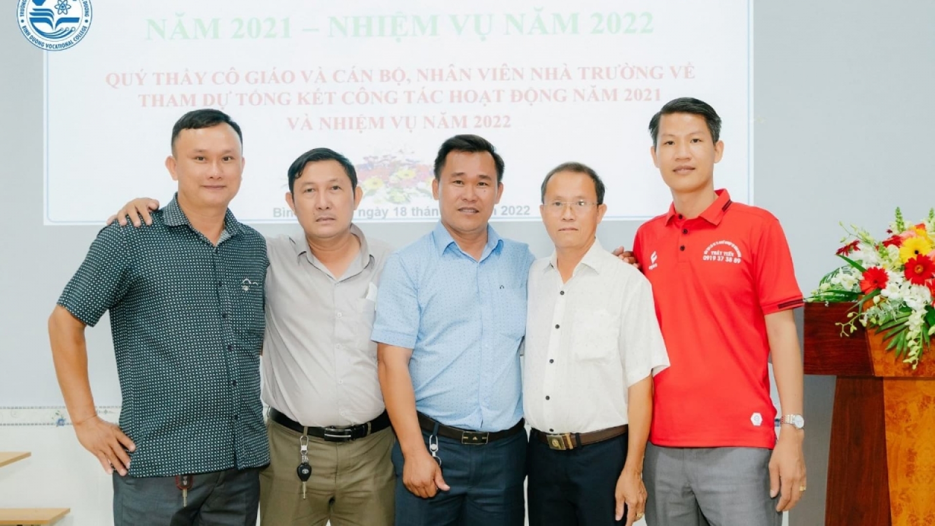 truongtrungcapnghenghiepvubinhduong.vn